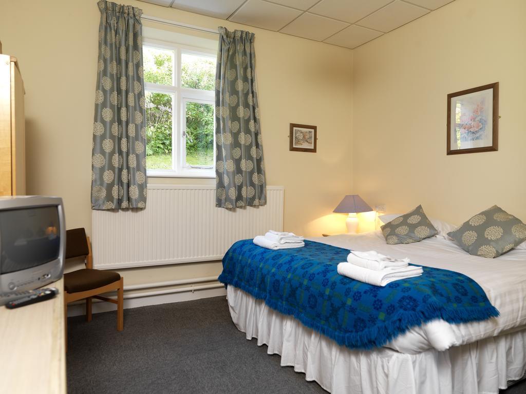 Gregynog Hall Pension Tregynon Kamer foto