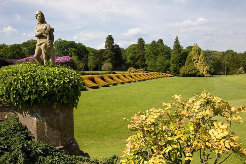 Gregynog Hall Pension Tregynon Buitenkant foto