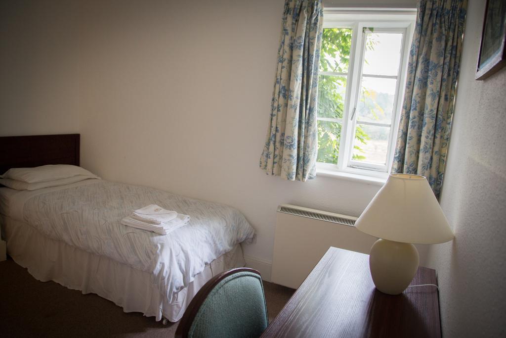 Gregynog Hall Pension Tregynon Buitenkant foto