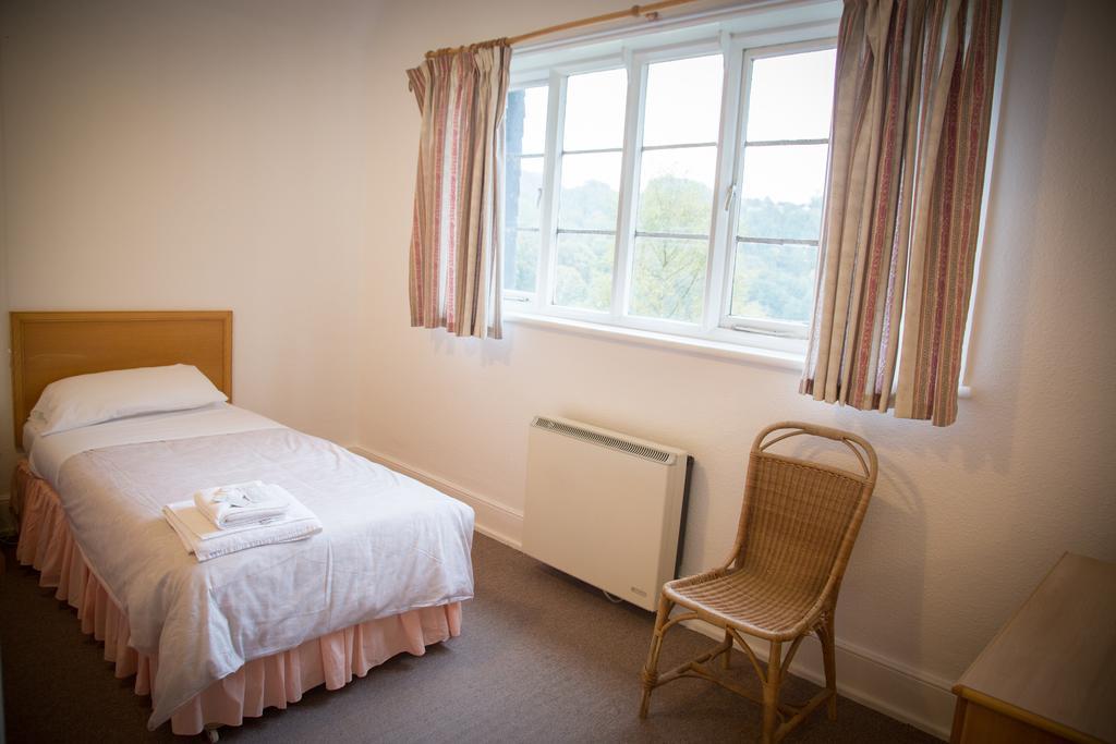 Gregynog Hall Pension Tregynon Buitenkant foto