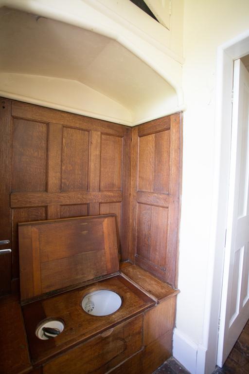 Gregynog Hall Pension Tregynon Buitenkant foto