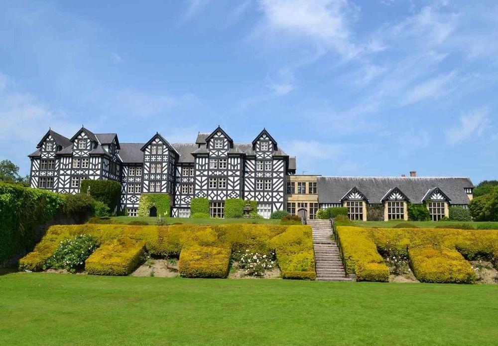 Gregynog Hall Pension Tregynon Buitenkant foto